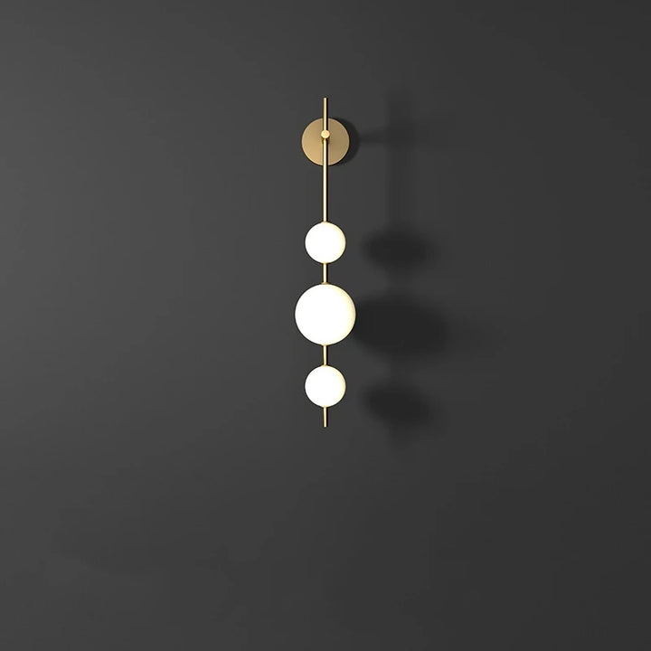 NordGlobe™ Wandleuchte Opalglas Vertikal Modern