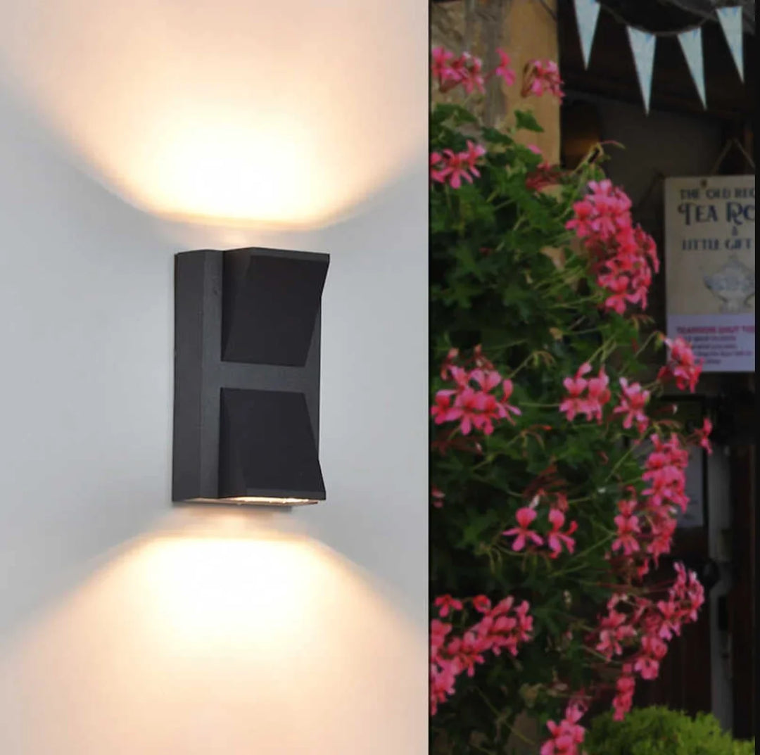 AquaLumo™ LED Außenwandleuchte IP54