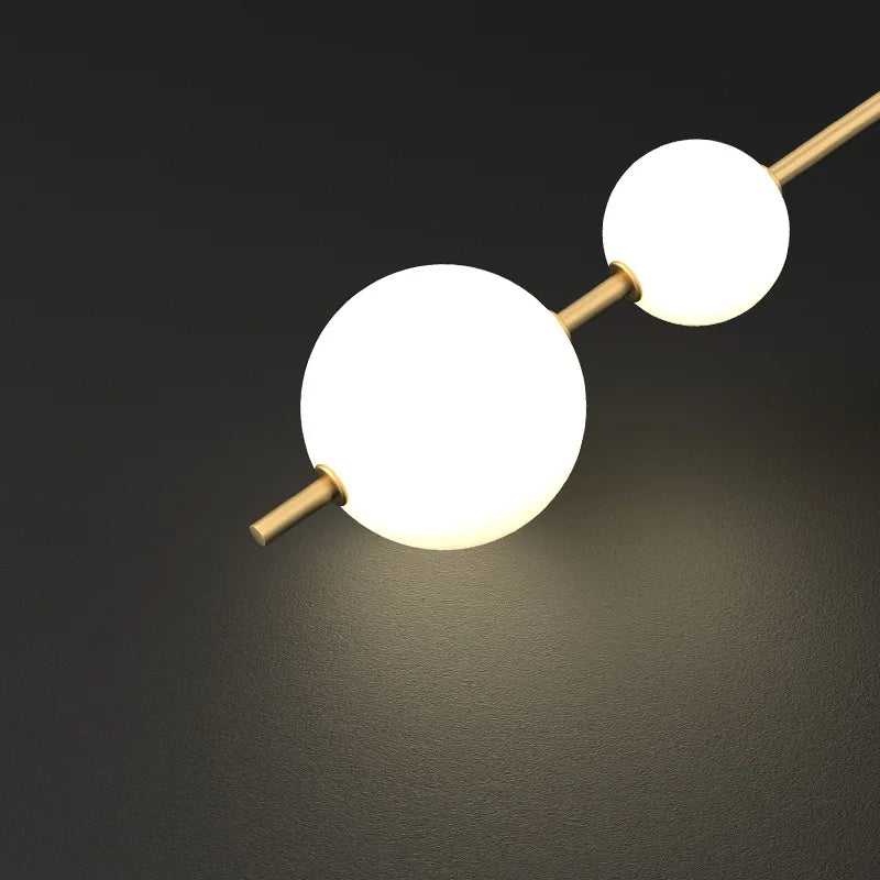 NordGlobe™ Wandleuchte Opalglas Vertikal Modern