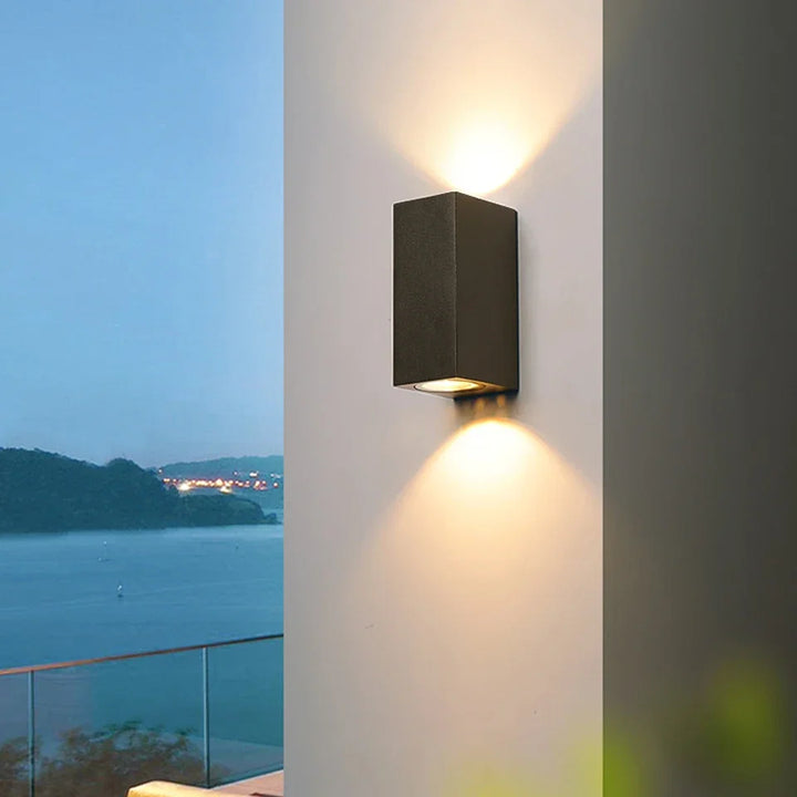 AquaLumo™ LED Außenwandleuchte IP54